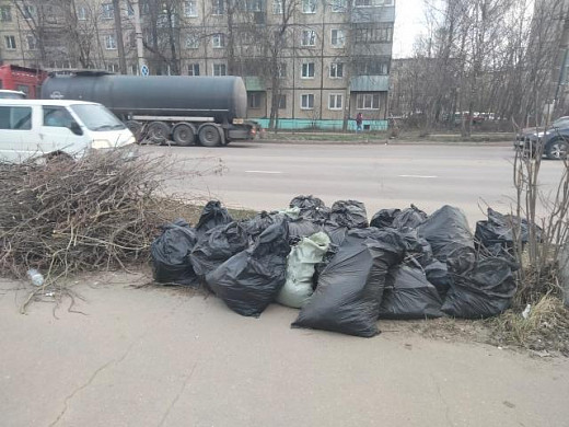 Студенты медколледжа провели субботник